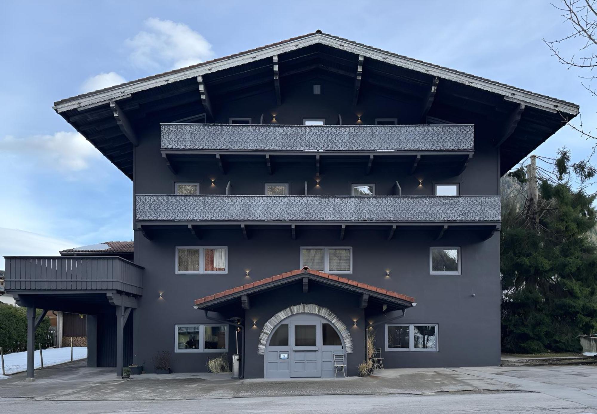 Two Brothers Inn Пертизау Екстериор снимка
